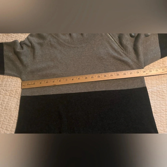 Eight Eight Eight Long Black Grey Gray Sweater Zipper Cowl Neck Pockets Sz M - Picture 10 of 11